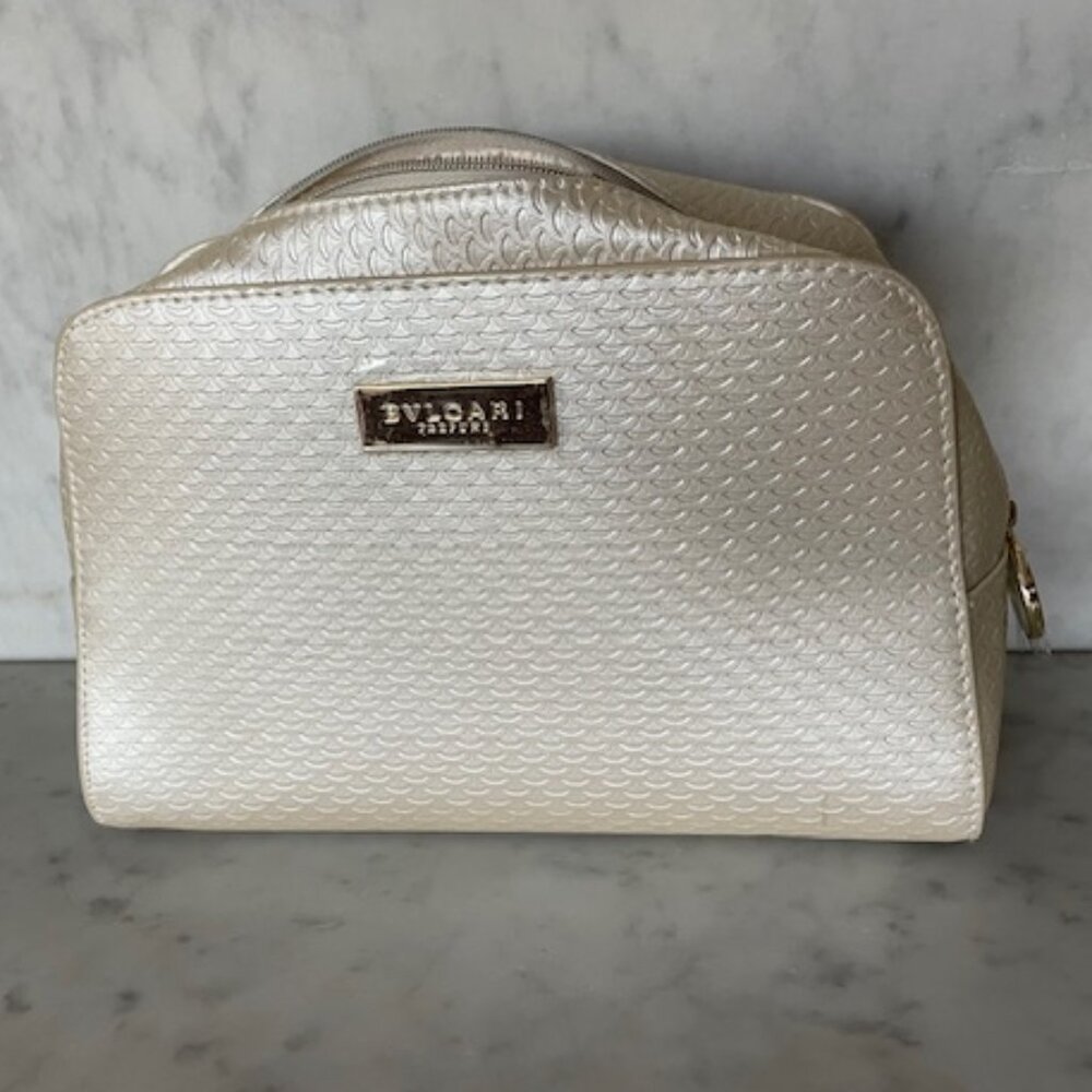 BVLGARI Parfums Pearl Scallop Print Cosmetics Make Up Clutch Bag NWOT